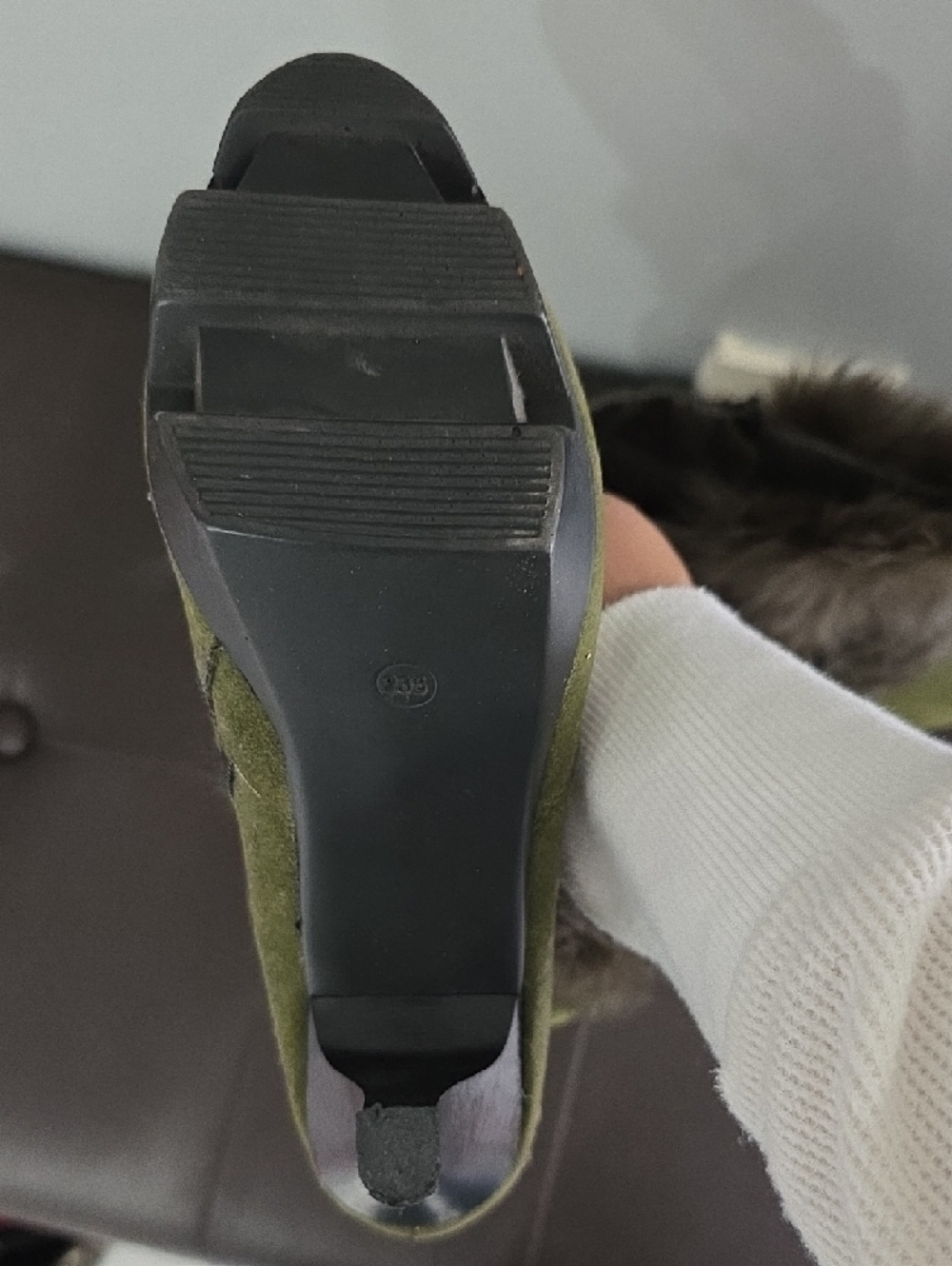 Olive Green Faux Fur Trim Women's Ankle Boots - Picture 4 of 8